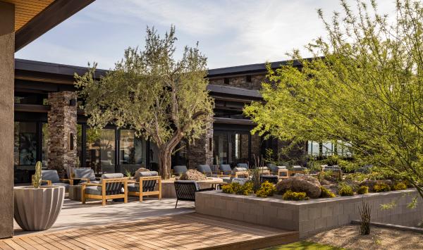 Oversized covered patio and plentiful outdoor seating areas at the Mountain House Lodge