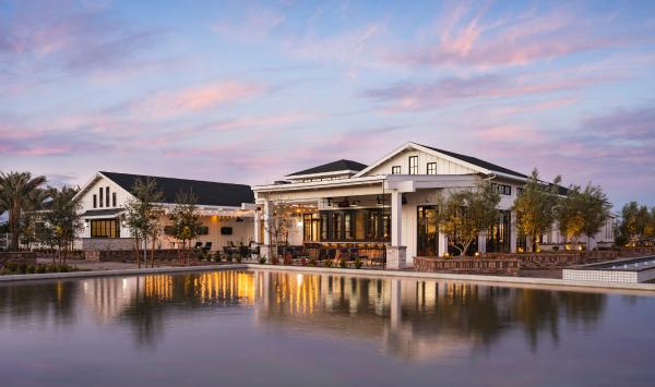 Beautiful 20,000 square-foot clubhouse with a restaurant, grab-and-go cafe, 3 pools, a full-service spa, and more
