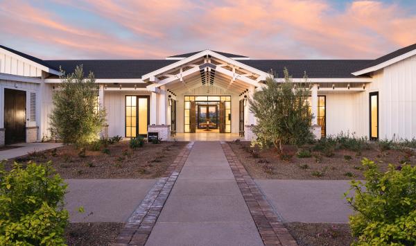 Spectacular resort-style clubhouse and amenities